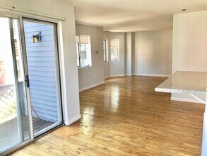 66 St James St, Unit 201 in Boston, MA - Building Photo - Building Photo