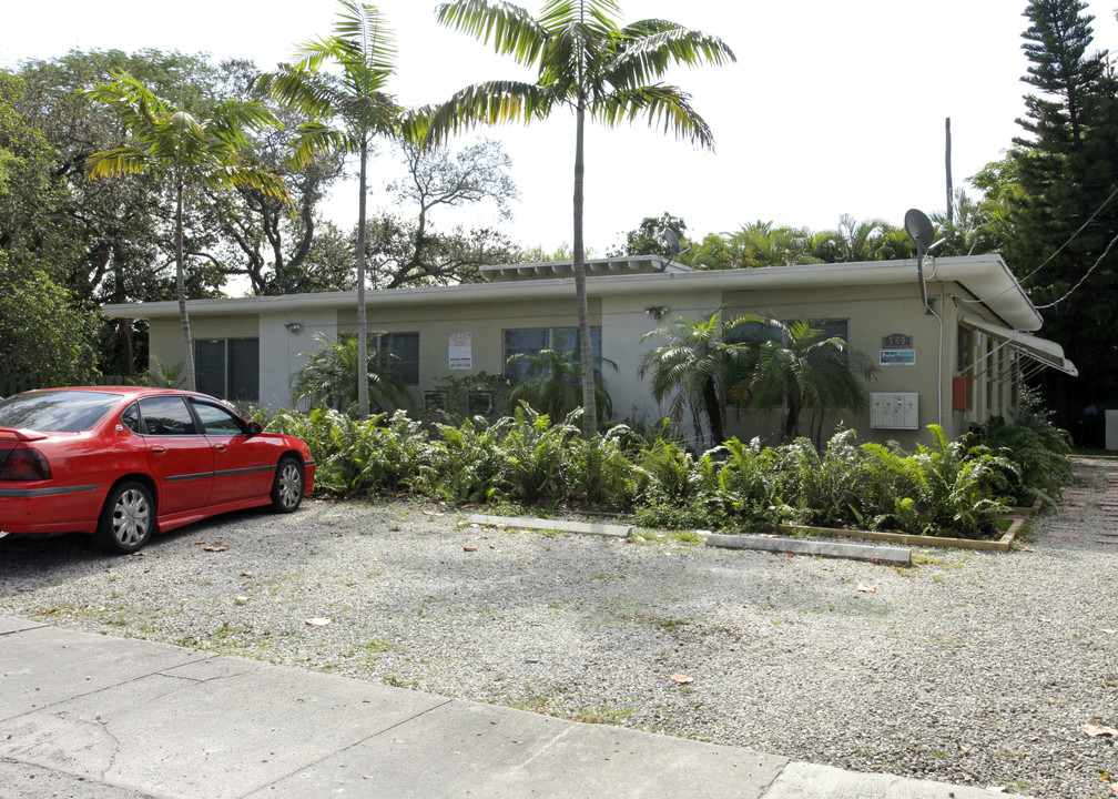 Palm Grove in North Miami, FL - Building Photo