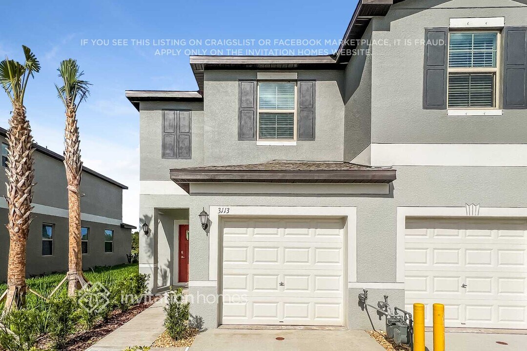 3113 Pinnacle Peak Dr in New Port Richey, FL - Building Photo