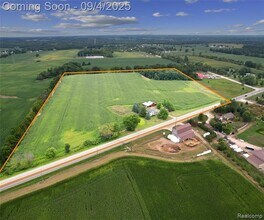 9476 W Michigan Ave in Saline, MI - Building Photo - Building Photo