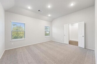 275 Rd 5102F in Cleveland, TX - Building Photo - Building Photo