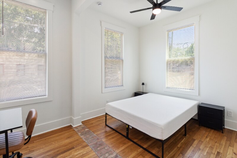 1133 E Henry St in Savannah, GA - Building Photo
