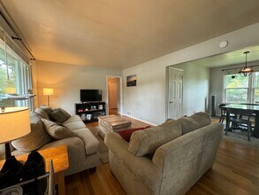 835 McBryde Dr in Blacksburg, VA - Building Photo - Building Photo