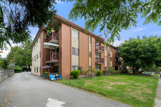 Magnolia Manor in New Westminster, BC - Building Photo - Building Photo