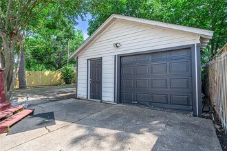 3210 Oakdale St in Houston, TX - Building Photo - Building Photo