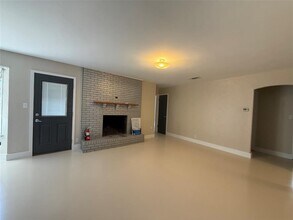 7407 Albert Rd in Austin, TX - Building Photo - Building Photo