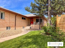1472-1472 S Gaylord St in Denver, CO - Building Photo