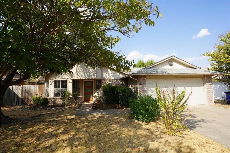 1000 Edgerly Ln in Pflugerville, TX - Building Photo