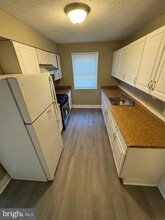 5803 Nicholson St in Riverdale, MD - Foto de edificio - Building Photo