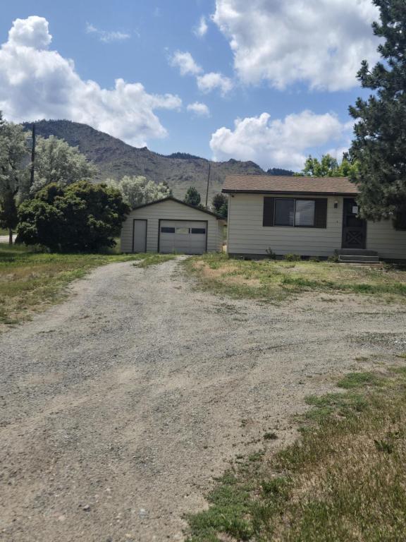 property at 7020 Green Meadow Dr