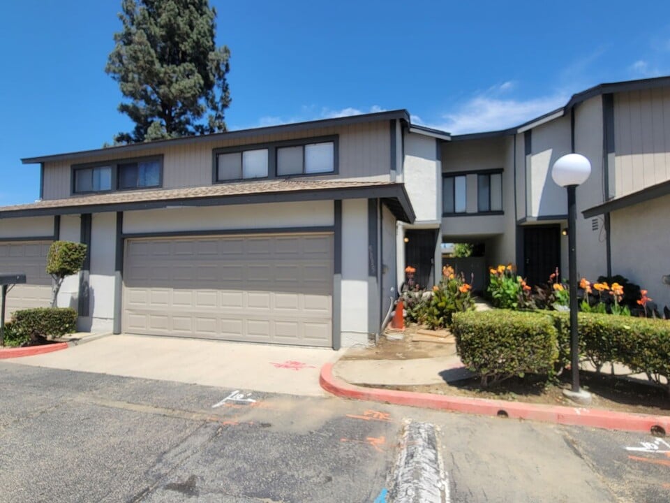 5115 Bandera St in Montclair, CA - Building Photo