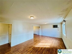 2915 Norton Ave in Easton, PA - Foto de edificio - Building Photo