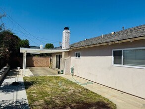 1737 Wolverton Ave in Camarillo, CA - Building Photo - Building Photo
