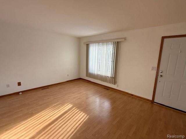 48530 Sugarbush Rd in Chesterfield, MI - Building Photo - Building Photo