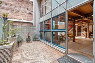 650 Delancey St in San Francisco, CA - Foto de edificio - Building Photo