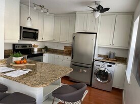 7036 Strathmore St, Unit 109 in Bethesda, MD - Building Photo