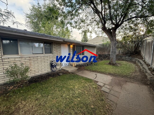property at 1009 S 41st Ave