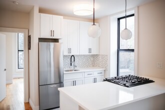 764 St Johns Pl in Brooklyn, NY - Building Photo - Building Photo