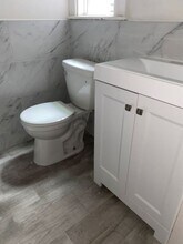 139 Brook St in Brookline, MA - Foto de edificio - Building Photo