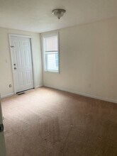 13 Cottage St in Pepperell, MA - Building Photo - Building Photo