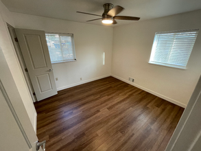 1772 Chester St in Aurora, CO - Foto de edificio - Building Photo