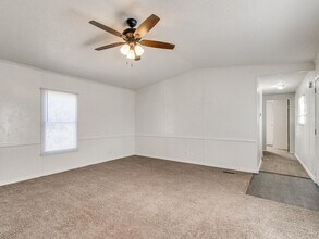 7741 142nd St in Noble, OK - Building Photo - Building Photo