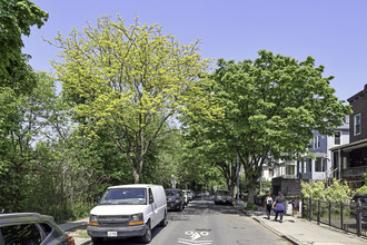 78 Terrace View Ave in Bronx, NY - Foto de edificio - Building Photo