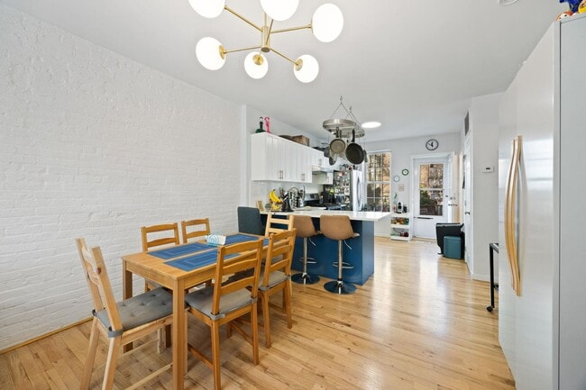 316.5 6th St in Jersey City, NJ - Building Photo - Building Photo