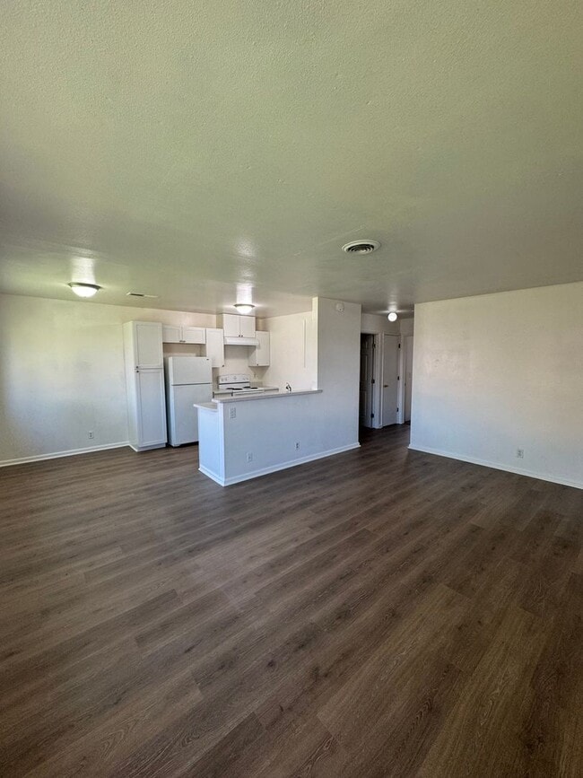 2402-2402 Wilson Ave in Redding, CA - Building Photo - Building Photo