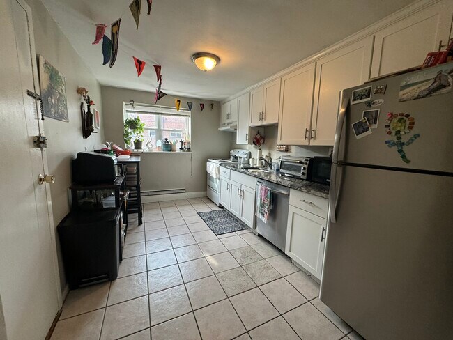 51 Colborne Rd, Unit 4
