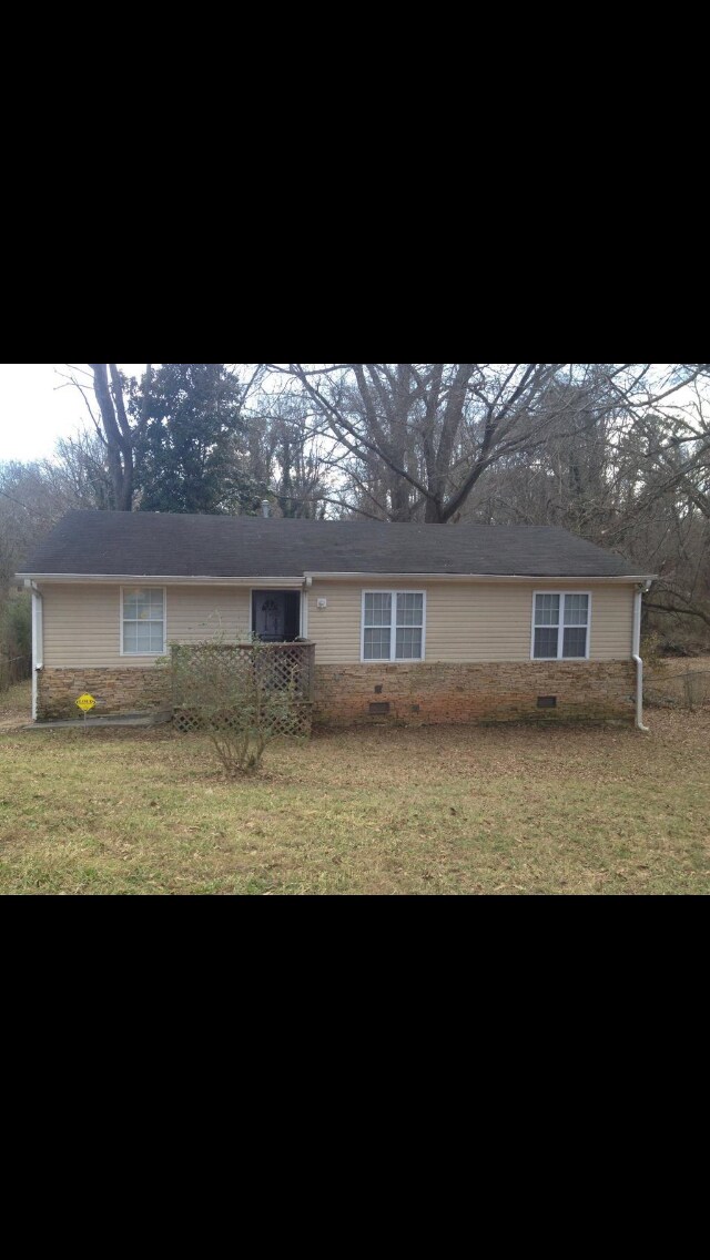 911 Stonewall Dr SE Rentals in Atlanta, GA