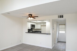 Villas at Columbia in Riverside, CA - Building Photo - Building Photo