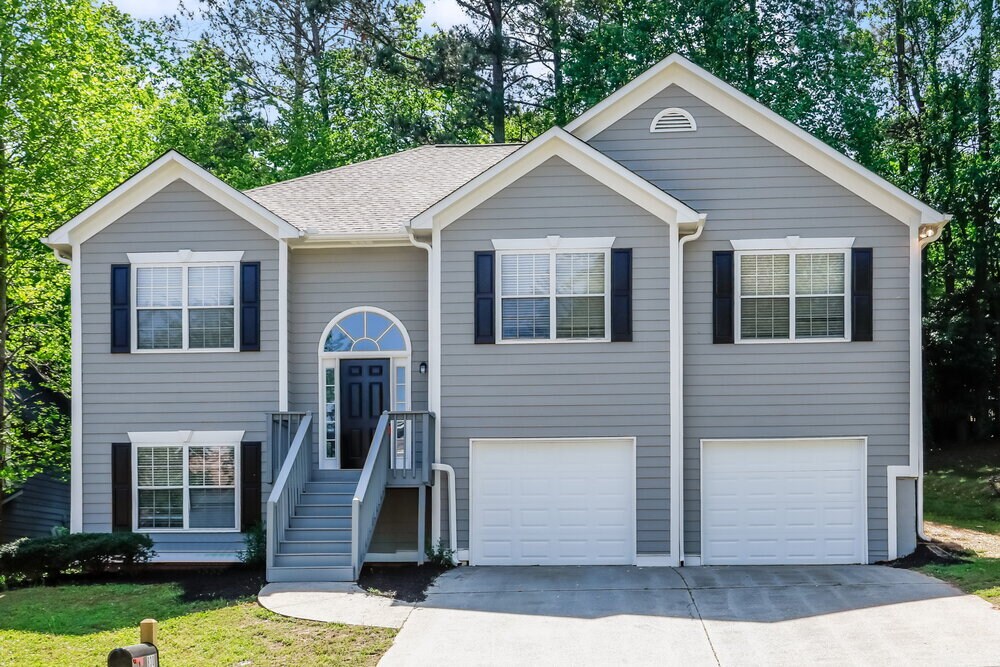 830 Gateshead Ln in Lawrenceville, GA - Building Photo