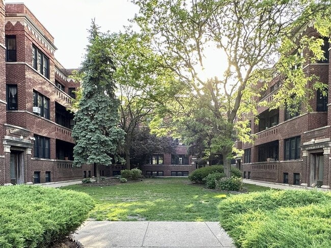 property at 2520 N Kedzie Blvd