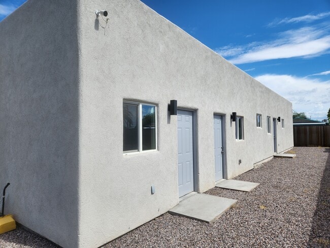 233 E 31st St, Unit 1 Bedroom Apartment in Tucson, AZ - Building Photo - Building Photo