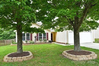 129 Bosburg Dr in Mooresville, NC - Building Photo - Building Photo