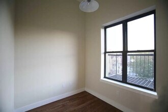 565 Evergreen Ave-Unit -3FF in Brooklyn, NY - Building Photo - Building Photo
