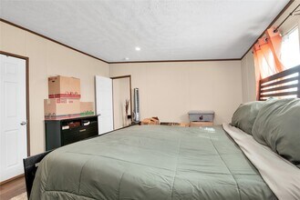 1007 Keswick Rd in Wilmer, TX - Building Photo - Building Photo