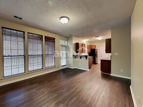 1701 Colin Creek Ln in Charlotte, NC - Building Photo - Building Photo