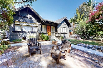 1845 Las Lunas St in Pasadena, CA - Building Photo - Building Photo