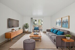 Arnada Pointe in Vancouver, WA - Building Photo