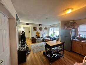 64 Hillside St, Unit 2 in Boston, MA - Building Photo - Building Photo