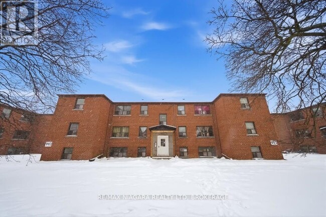 property at 993 O'Connor Dr