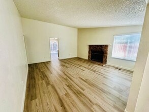 1212 Junction Dr in Sparks, NV - Building Photo - Building Photo