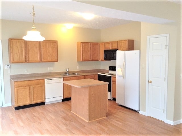 1018 Sunset Dr in Englewood, OH - Building Photo - Building Photo