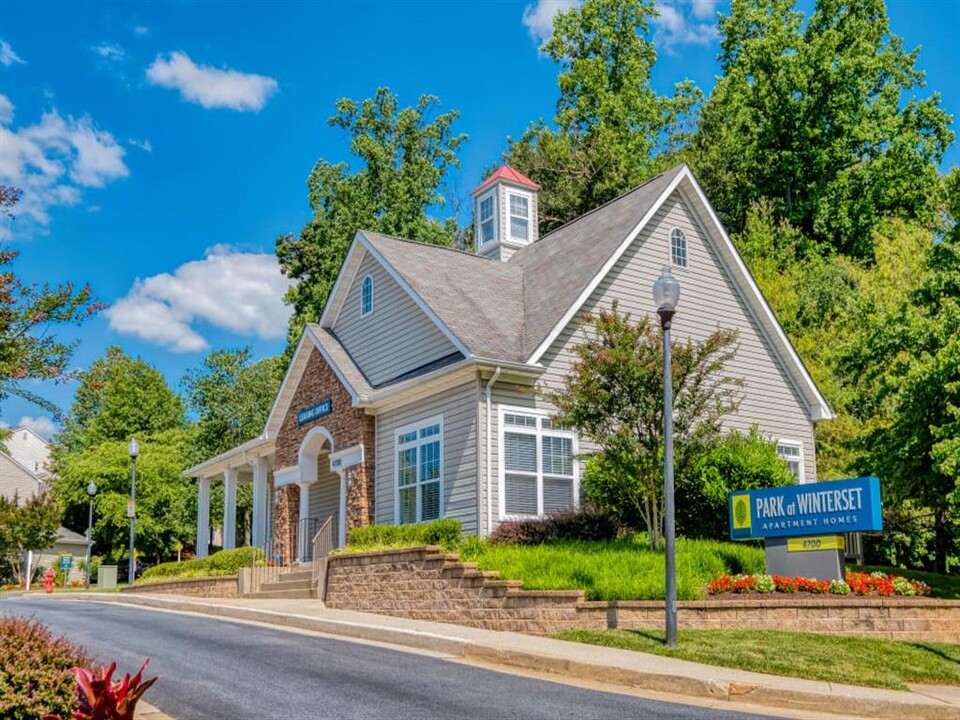 Park at Winterset in Owings Mills, MD - Foto de edificio