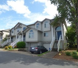306 Crystal Springs Ln N in Keizer, OR - Building Photo - Building Photo