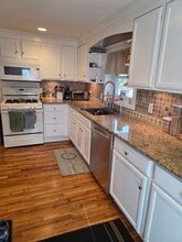 107 Green St in Abington, MA - Building Photo - Building Photo