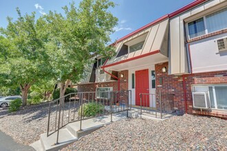 Hampden Village Apartments in Denver, CO - Building Photo - Building Photo