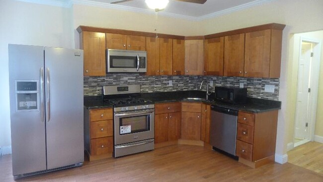 63 I St, Unit I st